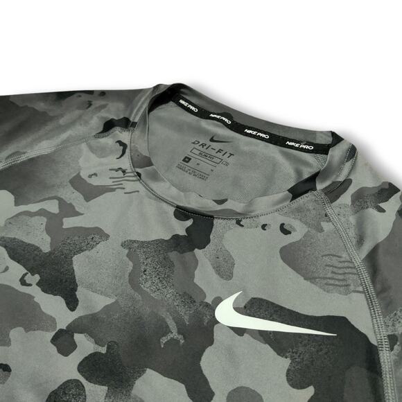 Nike Pro Shirt Mens Size M Gray Camo Dri-Fit Performance Training Tee - Picture 1 of 7